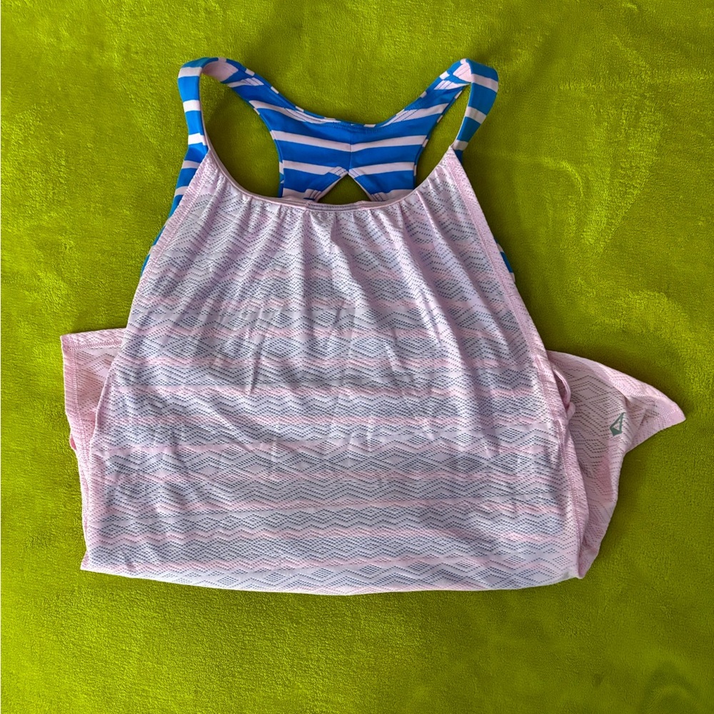 EUC size 10 ivivva shirt